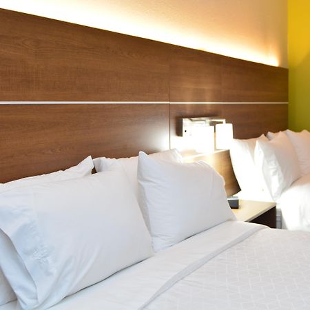 Holiday Inn Express Seguin By Ihg Extérieur photo