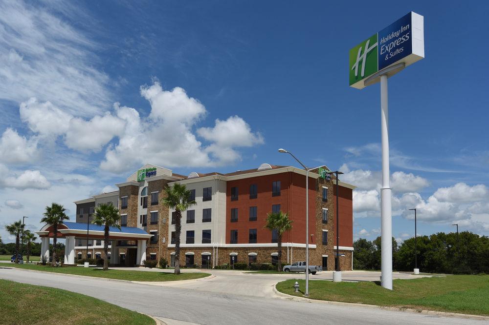 Holiday Inn Express Seguin By Ihg Extérieur photo
