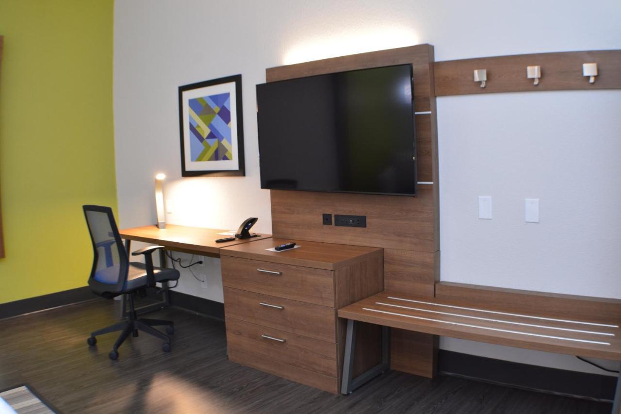 Holiday Inn Express Seguin By Ihg Extérieur photo